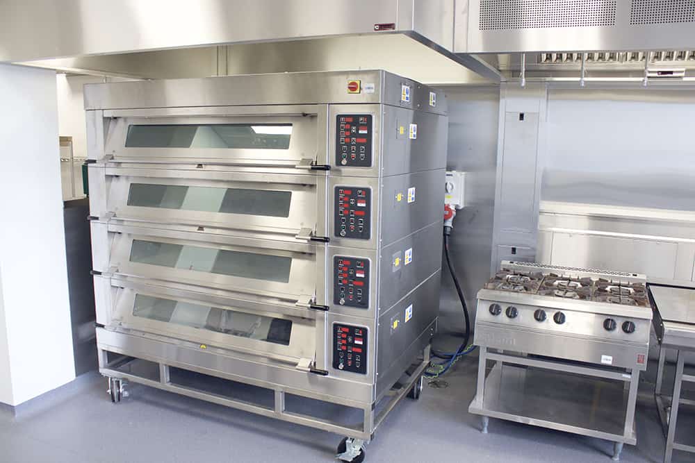 stainless steel commercial kitchen equipment